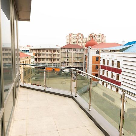 West Shine Hotel Bakoe Buitenkant foto