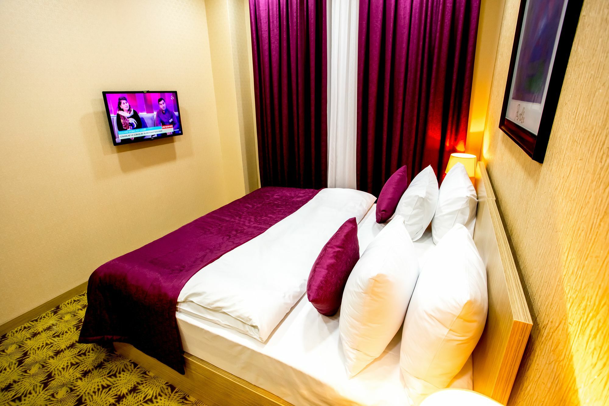 West Shine Hotel Bakoe Buitenkant foto