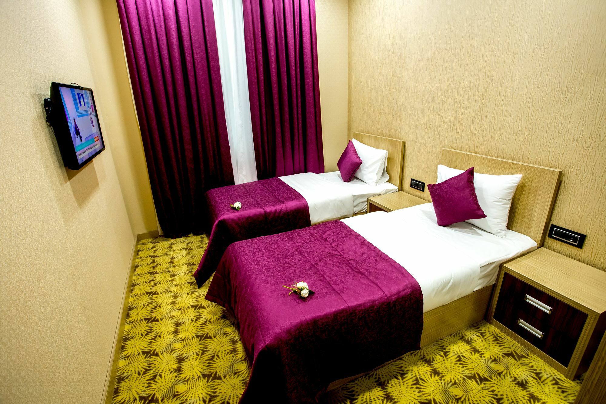 West Shine Hotel Bakoe Buitenkant foto